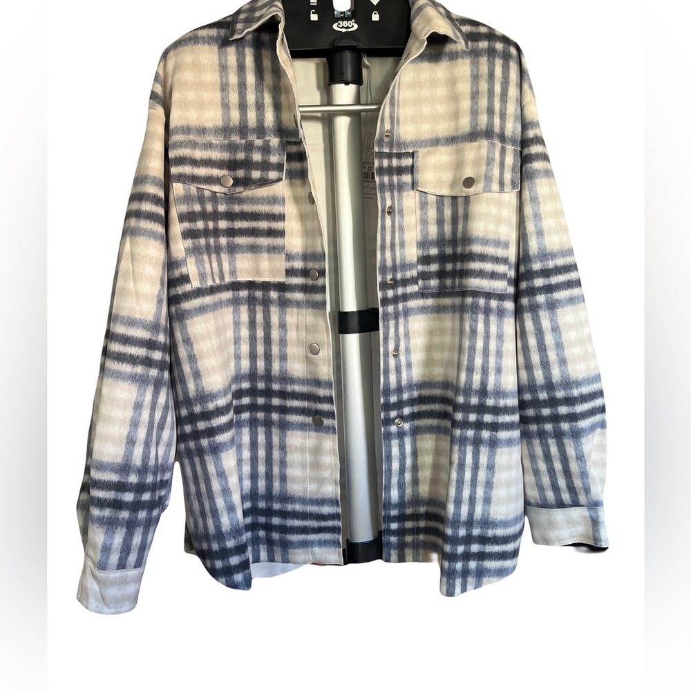 SOLD xx NWT Petal & Pup “White Check” Plaid Oversized Shacket - Picture 5 of 8